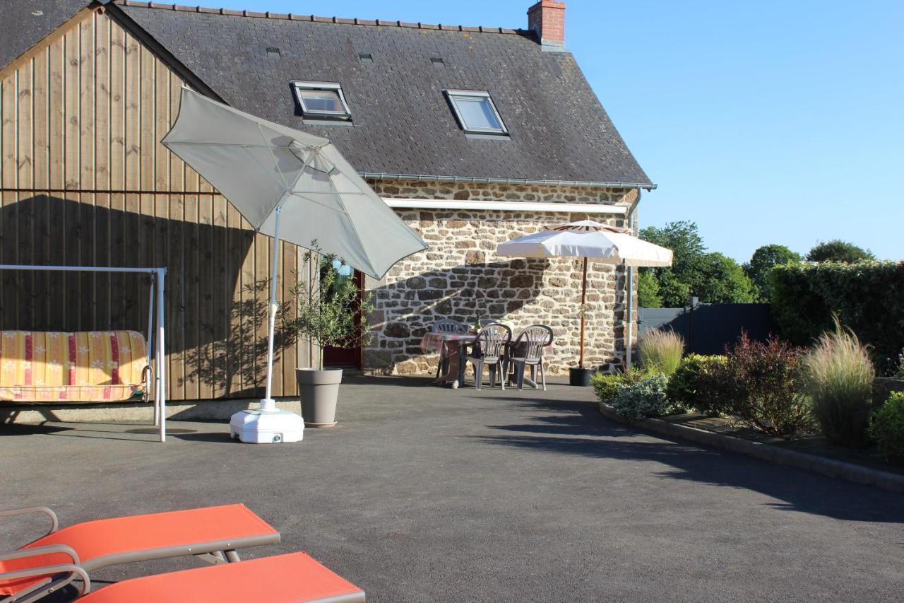 Gite La Loussaudrie Pontmain Eksteriør billede